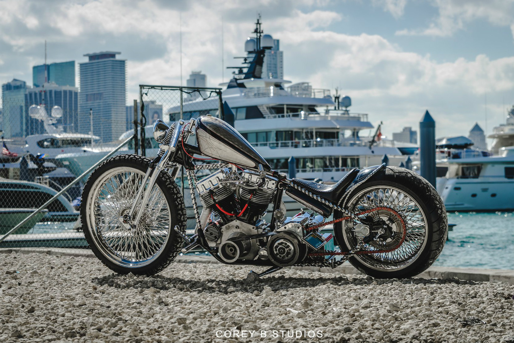 The two-wheel obsession: Top-10 motorbikes on JamesEdition ()